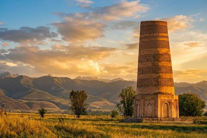 Kyrgyzstan Nature – 7 Day Road Trip photo 5