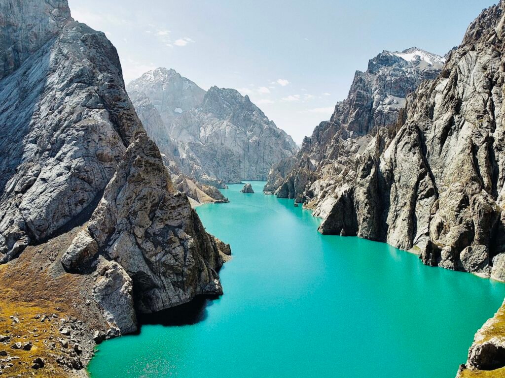 Kel-Suu Lake