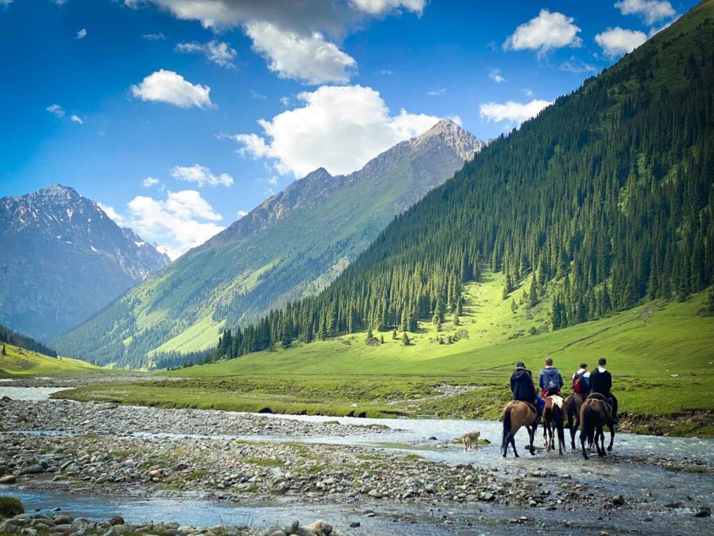 Altyn Arashan Valley photo 13