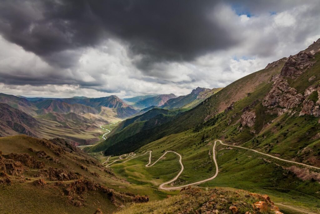 33 Parrots Pass (Teskey-Torpok Pass) photo 3